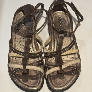 ECCO GROOVE COFFEE BROWN SAND GLADIATOR BISON STRAPPY WOMEN’S SANDALS
